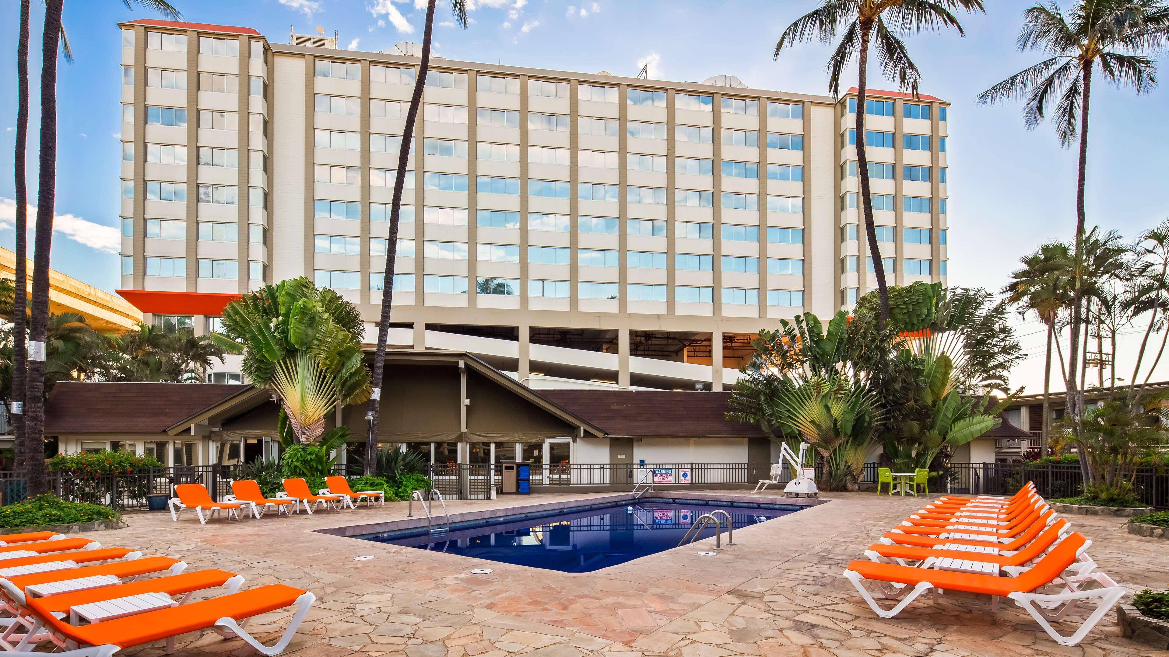 Best Western The Plaza Hotel Honolulu Airport - Free Breakfast Exterior photo