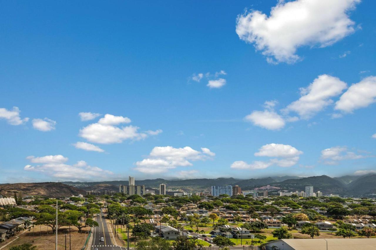 Best Western The Plaza Hotel Honolulu Airport - Free Breakfast Exterior photo